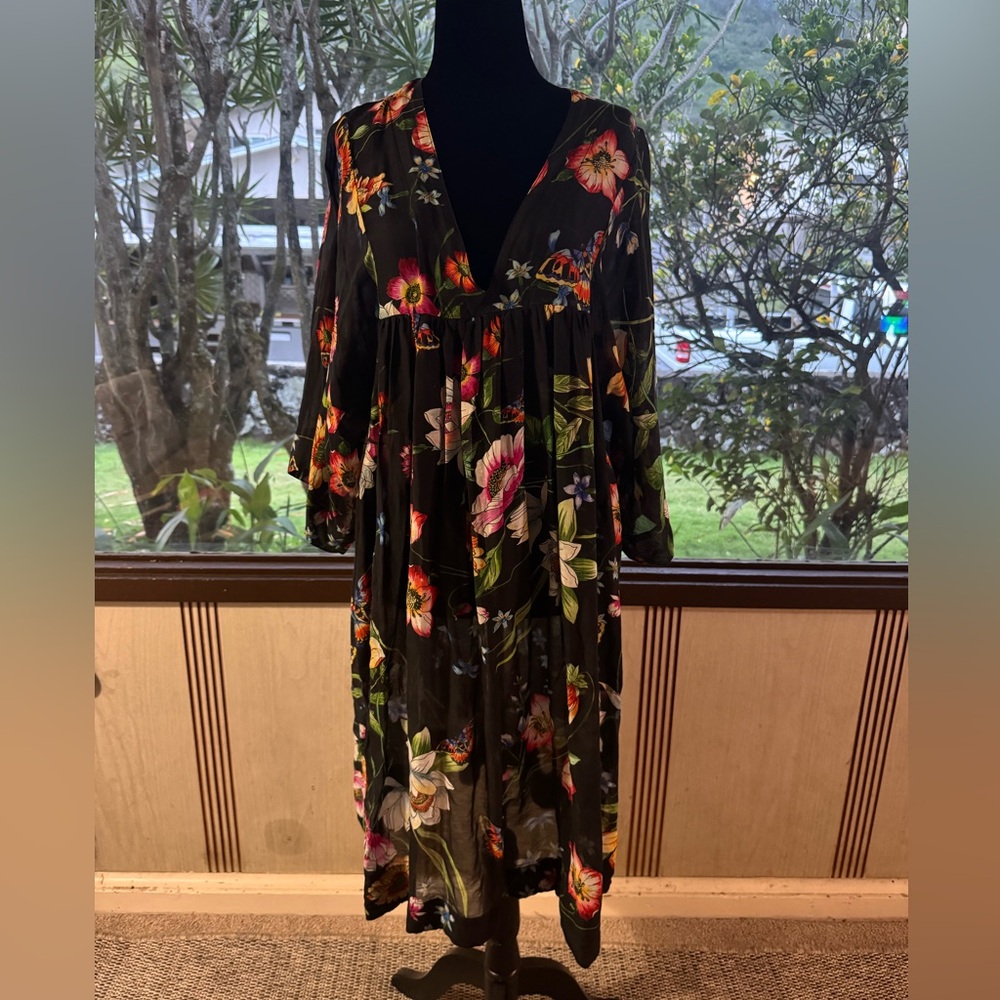 Johnny was OMBRE GARDEN EASY COVER‑UP DRESS